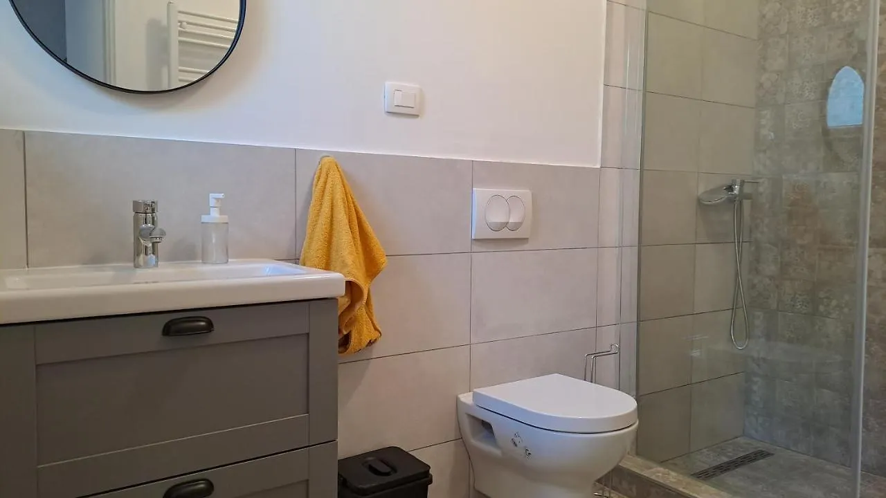 Apartment Dorina Marčana