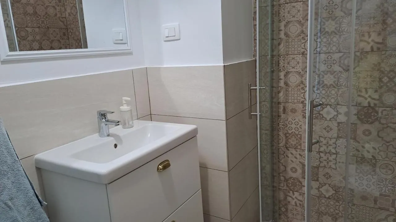 Apartment Dorina Marčana