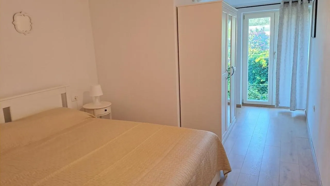 Apartment Dorina Marčana
