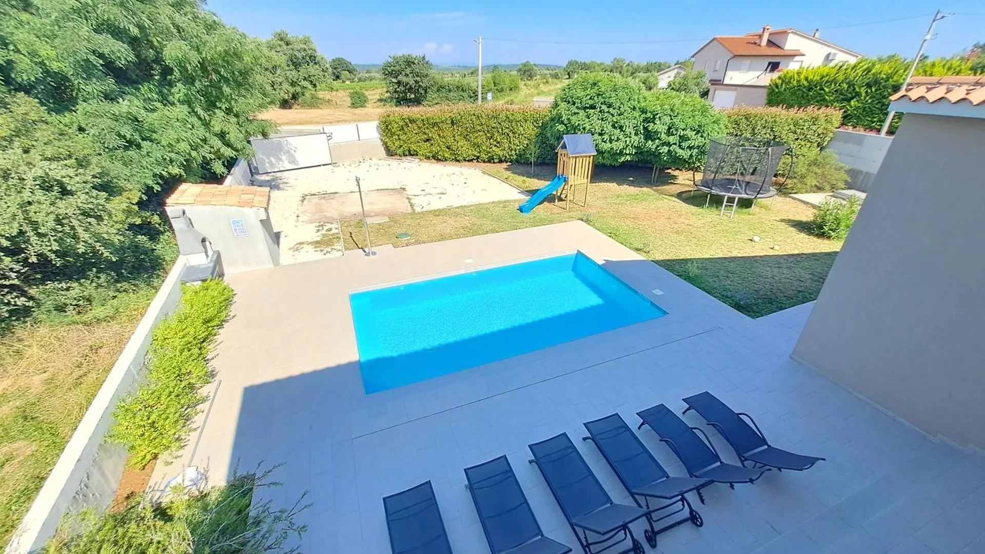 Apartment Dorina Marčana